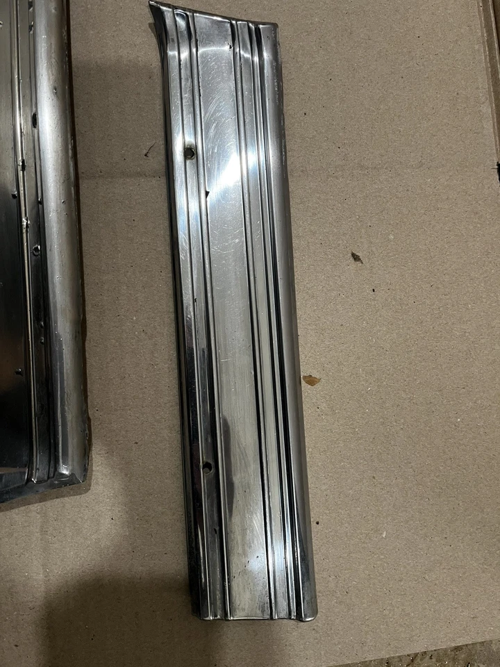 1970 1971 1972 Oldsmobile Olds Cutlass Supreme SX Set OE Side Moulding Trim - Image 3 of 4
