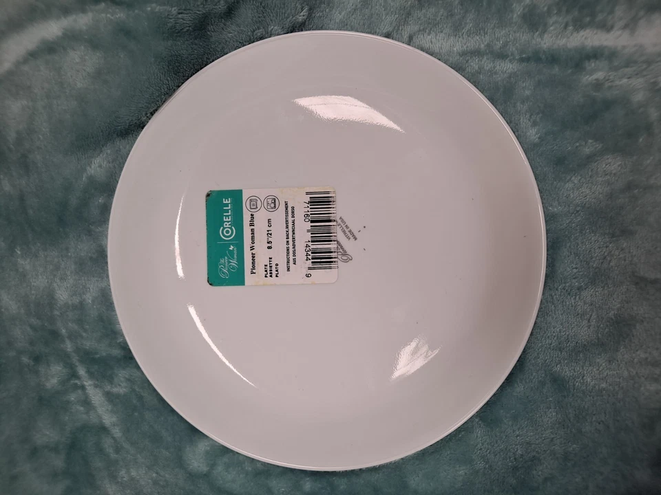 The Pioneer Woman By Corelle Salad Plate, Evie, Blue Suitable for Daily Dining - Image 3 of 4