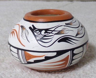 Vangie Tafoya Jemez Pueblo Native American Polished Mini Bowl