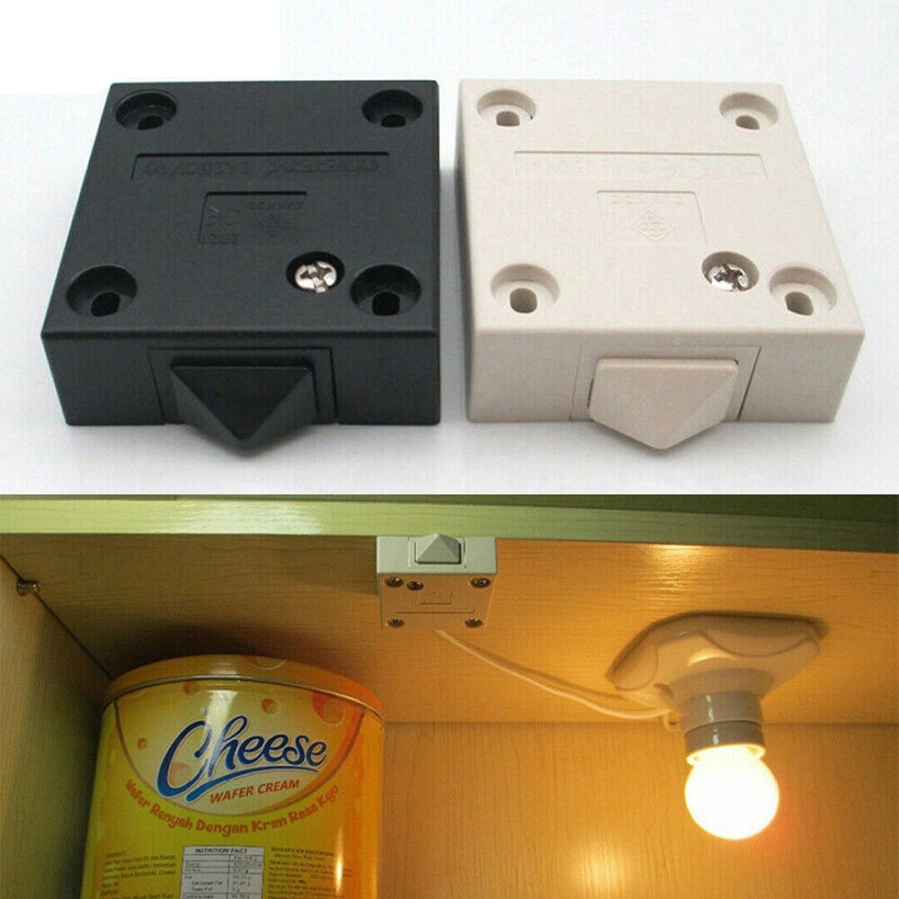 Closet cabinet door light switch automatic reset switch control 