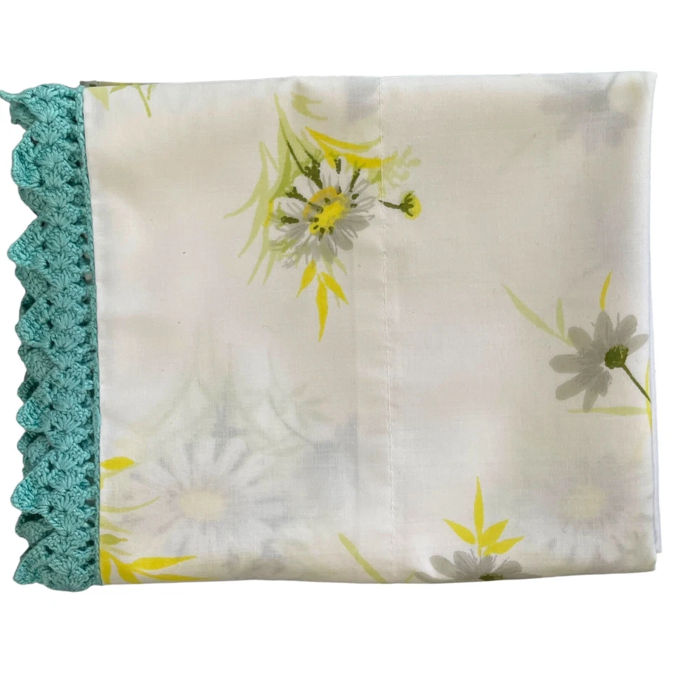 VTG Springmaid Daisy Pillowcases Standard Wondercale Crochet Edge Cottagecore - Image 4 of 4