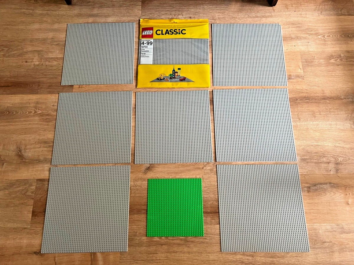 LEGO Baseplates 48x48 (8) 32x32 4186 10701 3811 Light Gray Green