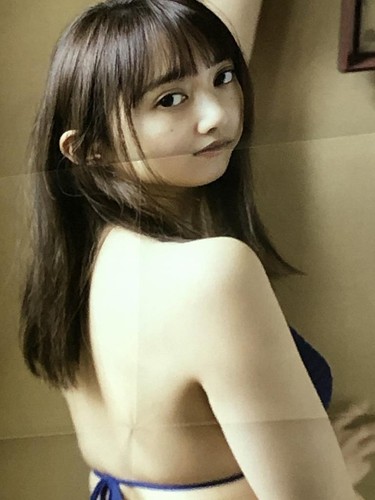 Young GanGan ARISA KOMIYA BIKINI Big Poster +Ttacking No. - Picture 3 of 10