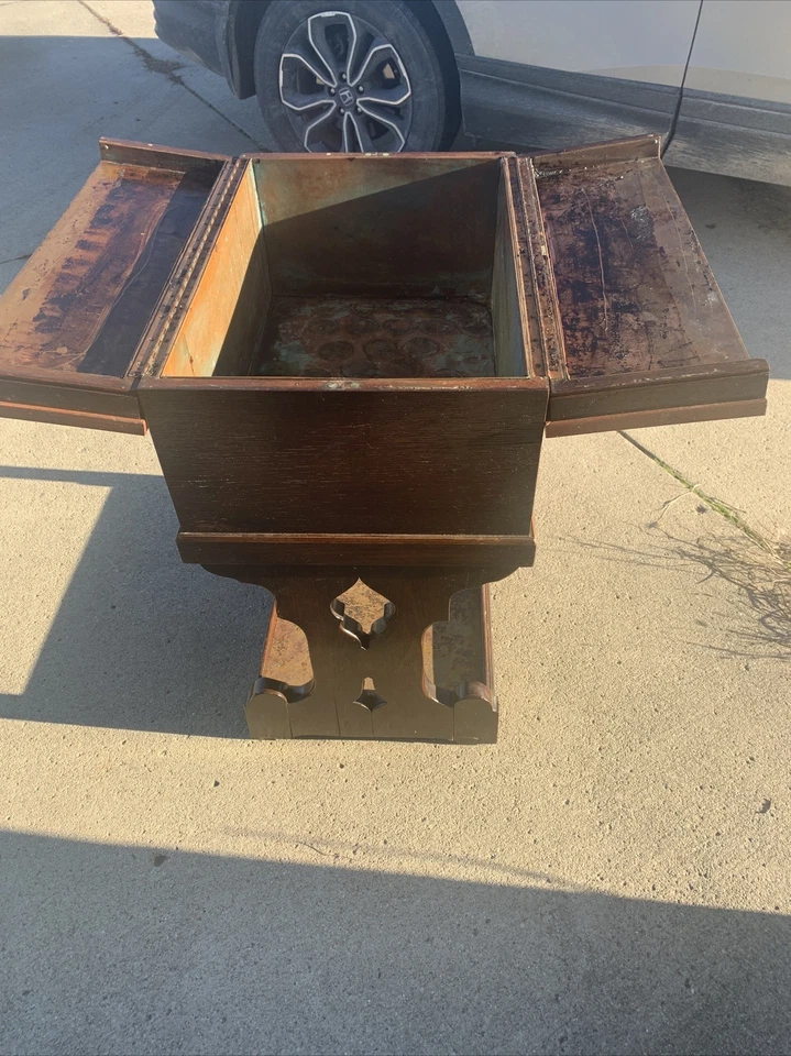 Antiguo refrigerador de mesa forrado de cobre barra muebles imperiales Grand Rapids raro Foto 3 de 4