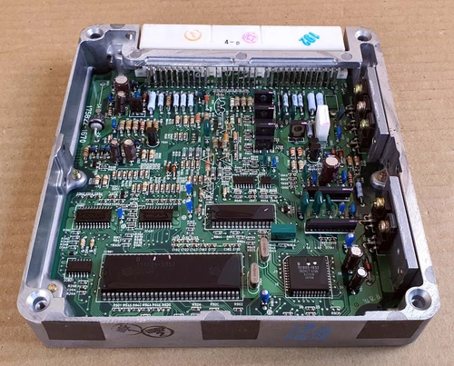 Toyota Land Cruiser KZJ90L KZJ95R 1KZTE A/T 89661-60790 engine computer oem jdm - Picture 7 of 9