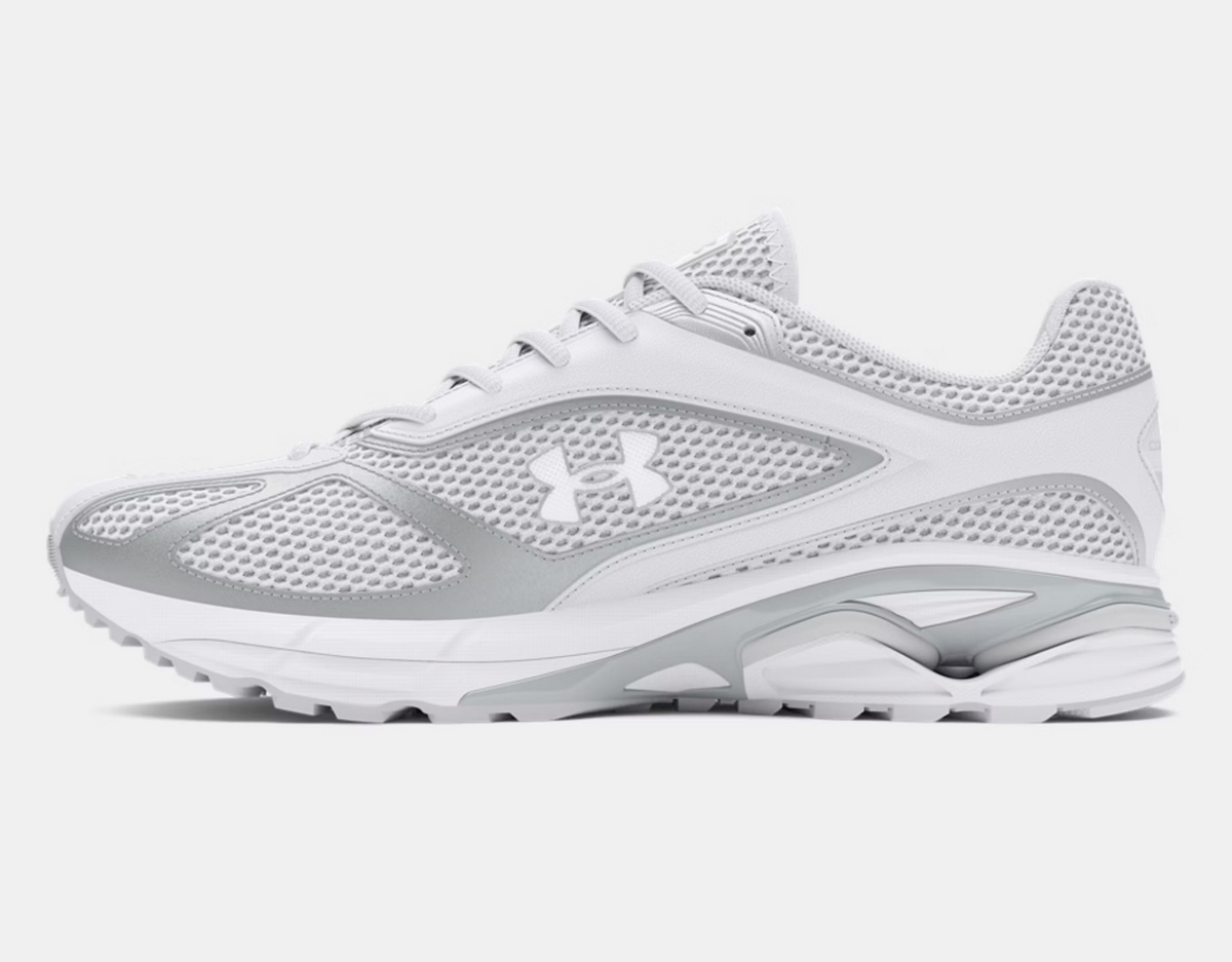 Under Armour Apparition \'Triple White\' Unisex Under Armour Apparition Triple White $2,699.00 Este modelo  main image 2