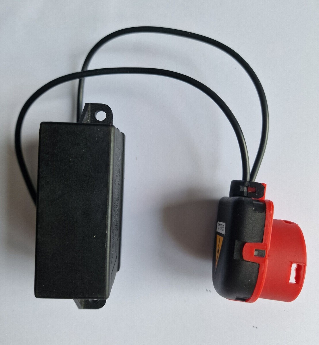 Allumeur De Phare Au Xénon 3PIN D2S/D2R – Référence 1307329059 | Compatible BMW, Mercedes, Audi, Land Rover