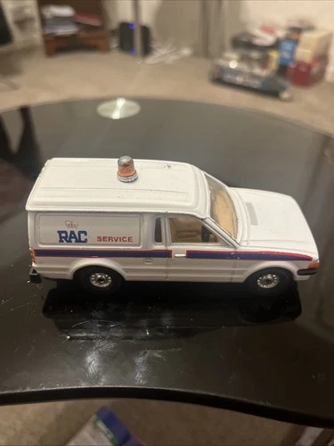 CORGI! Vintage & Rare!  "FORD ESCORT 55 White" Van -  "RAC Rescue Service"