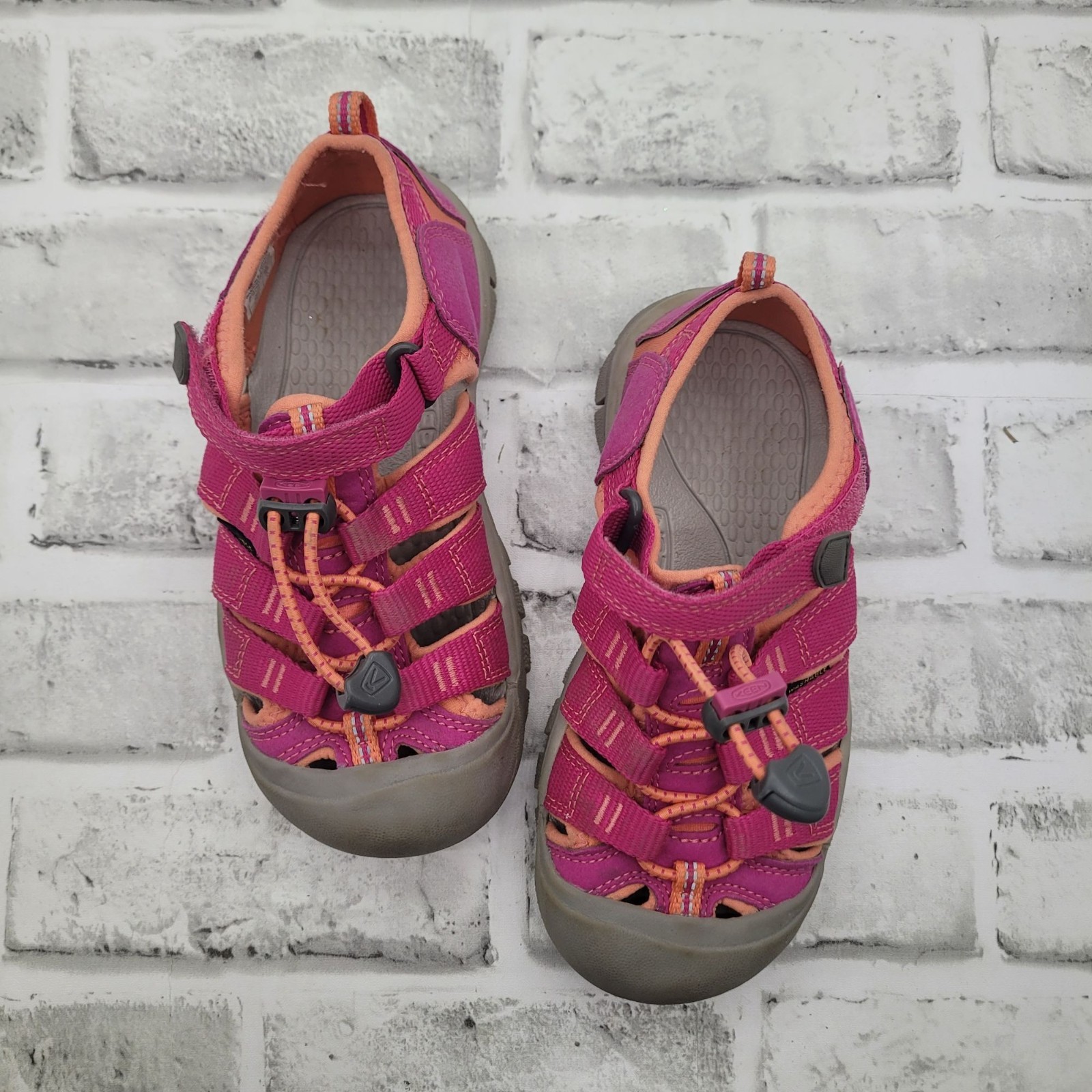 Sandali da pescatore impermeabili Keen Newport H2 rosa corallo giovani bambini taglia 13