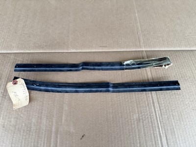 Piper PA28 P/N 99967-000/99968-000 Glare Shield Retainer
