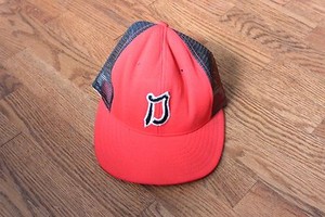 Vintage-Red-Black-Cursive-D-034-Trucker-Cap-Hat-Snapback