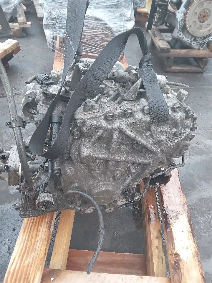 Used Automatic Transmission Assembly fits: 2015 Nissan Altima AT 3.5L 6 cylinder Foto 2 de 4