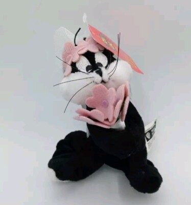 Looney Tunes Year Penelope Here Comes The Bride Mini Bean Plush May Flowers Vtg