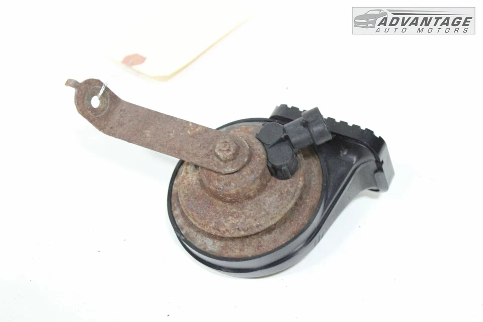 2003-2009 HUMMER H2 FRONT LEFT DRIVER LOW TONE NOTE PITCH SIGNAL HORN OEM - Image 3 of 4