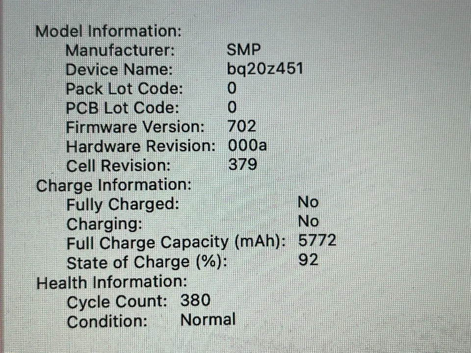 Macbook Pro de 13" finales de 2013 A1502 ciclos de batería baja excelente estado Foto 2 de 4
