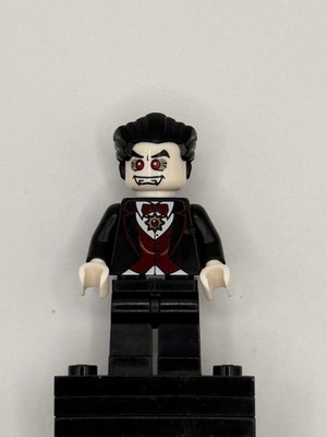 LEGO Collectible Series 2 Vampir Minifigur (col021) ohne Umhang, beschädigter Torso