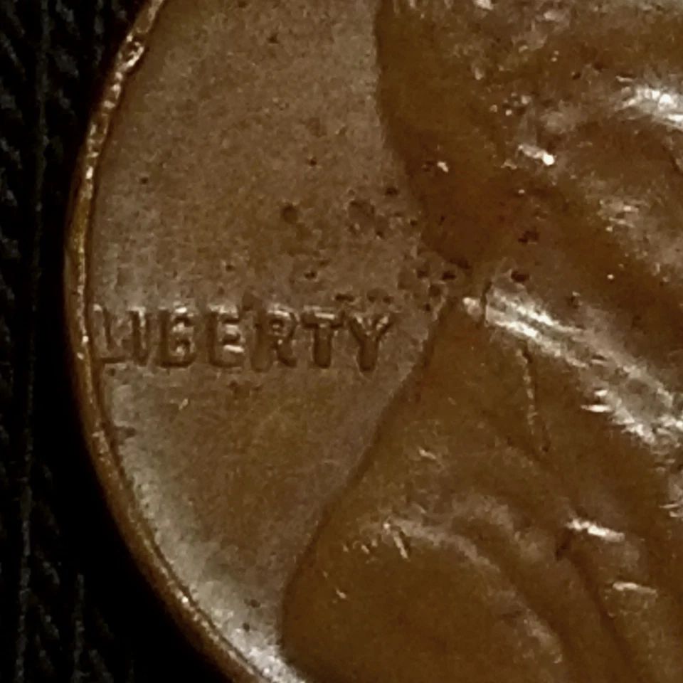 RARE 1965 Penny No Mint Mark “L” in Liberty On Rim Error Cent + Die Crack Errors - Image 2 of 4