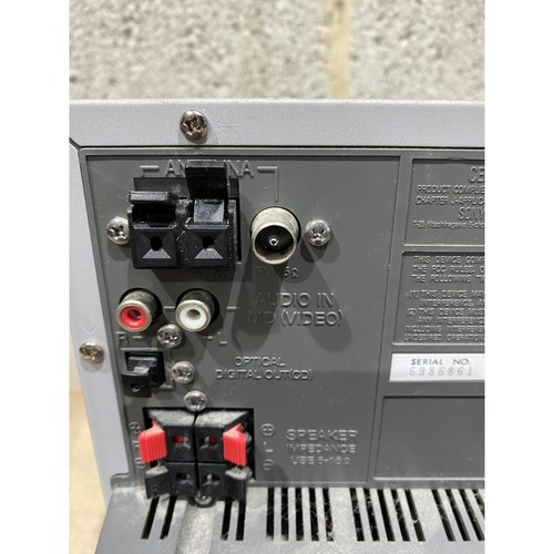 Sony CMT-CP100 Compact Disc Deck Receiver Only for Micro Hi-Fi System - (Parts) - Picture 6 of 11