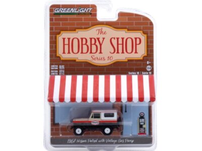 NISSAN Patrol with Gas Pump - 1967 - Texaco - Greenlight 1:64