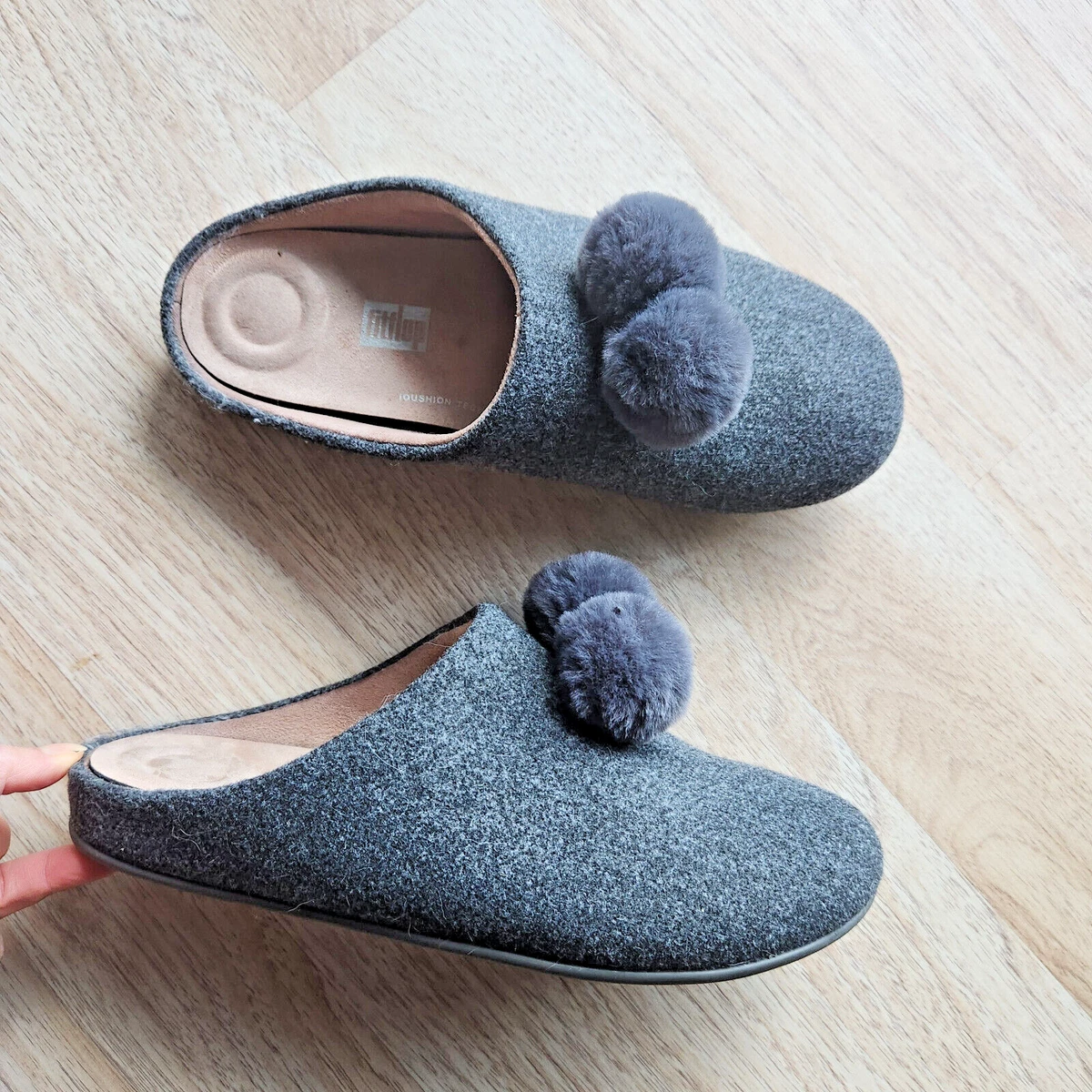 Pantofole Fit Flop Chrissie II In Feltro Grigio Con Fiocco - Donna - 4