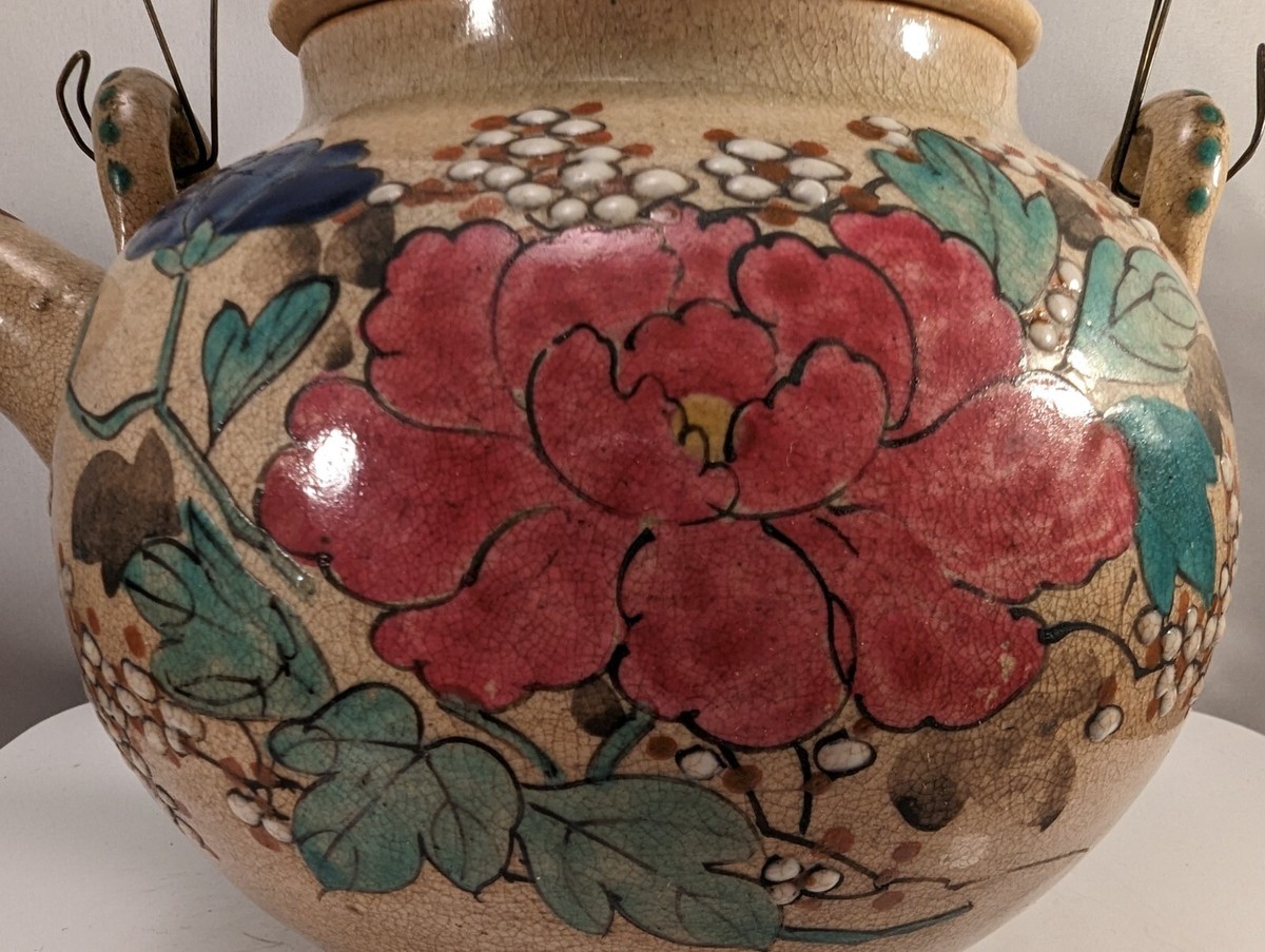Large Antique Japanese Ceramic Pottery Teapot Kiyomizu