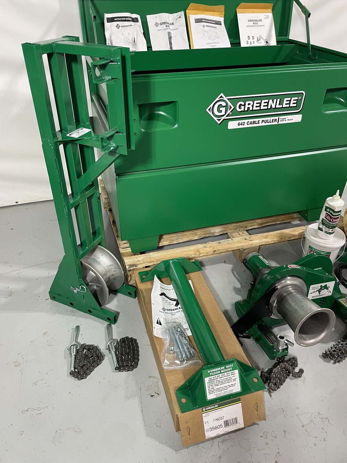 Greenlee 642 4000 Lb. Tugger Cable Puller Set Wire Pulling ** NEW OLD