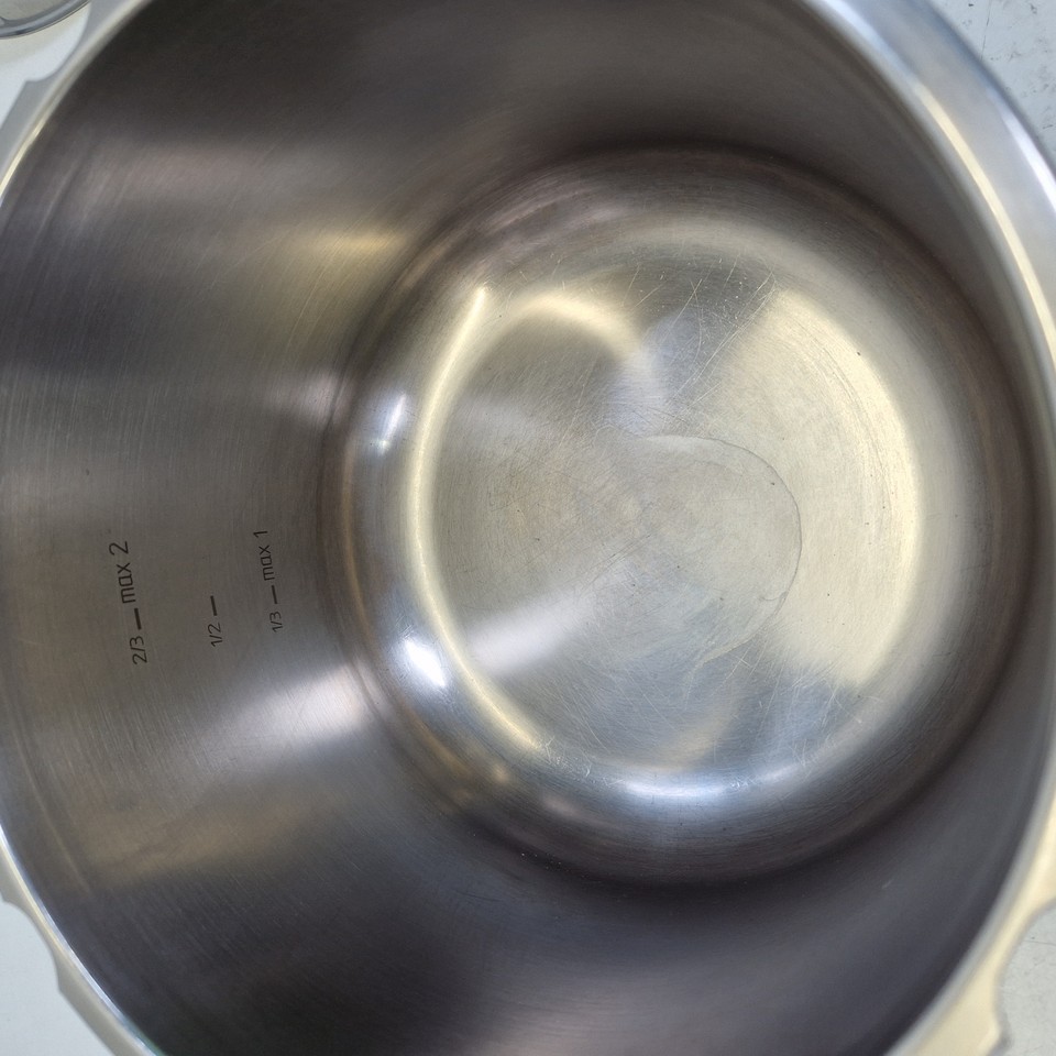 Tefal Clipso Minut' Easy Stovetop Pressure Cooker 6L (Missing Part