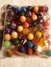 100 MIXED 25MM SUPERBALLS, HIGH BOUNCE, VENDING BALLS, SUPER FAST SHIPPING 
