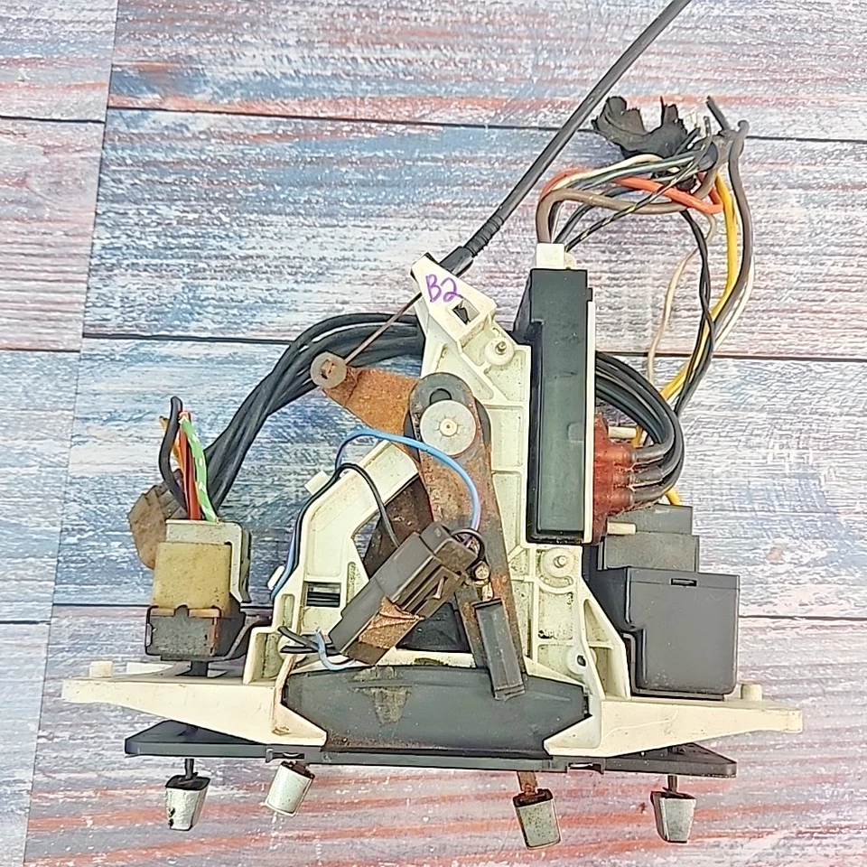 Lincoln E0VH18532AC Town Car Mercury Grand Marquis OEM control de clima para piezas Foto 2 de 4