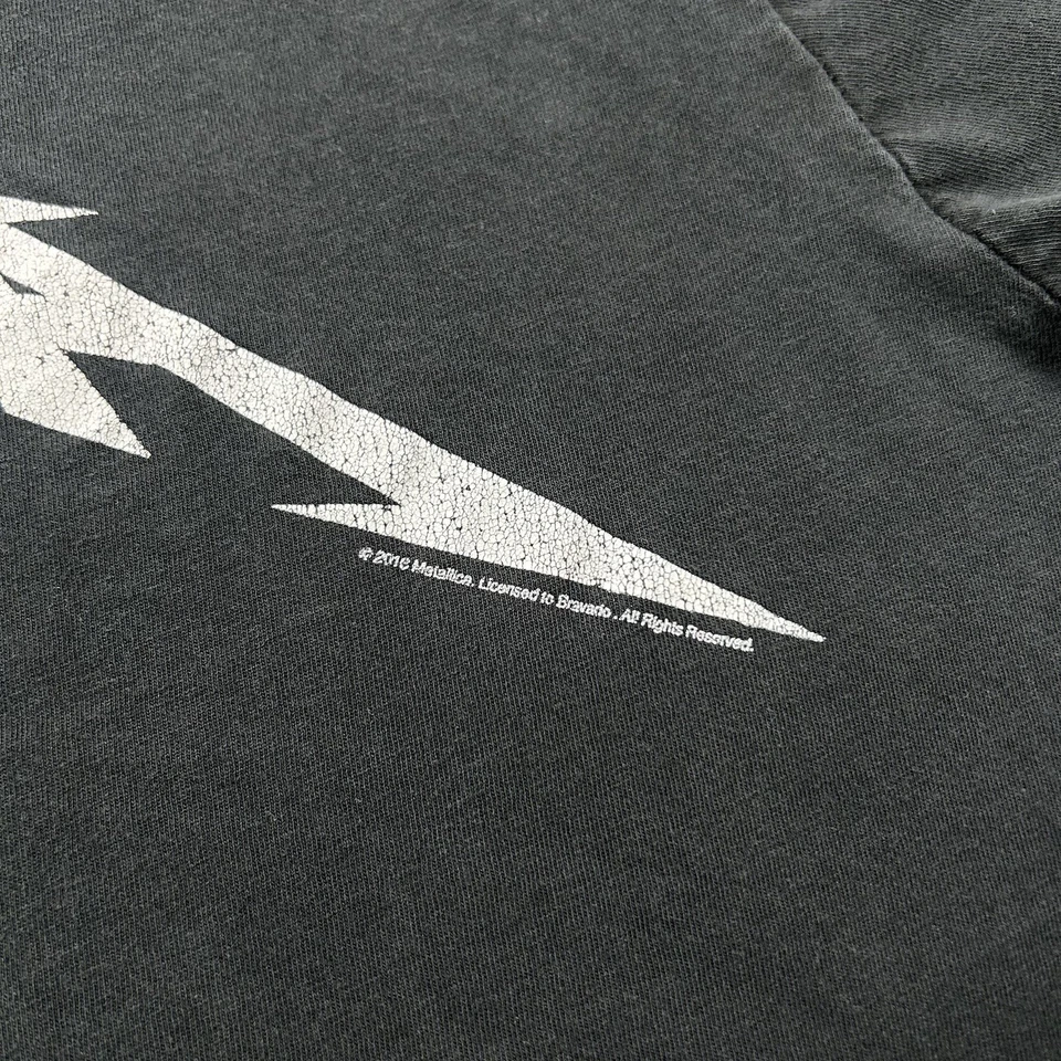 Bravado 2010 Metallica Graphic Shirt Men's Size Large Black White Metal Band 90s - Image 3 of 4