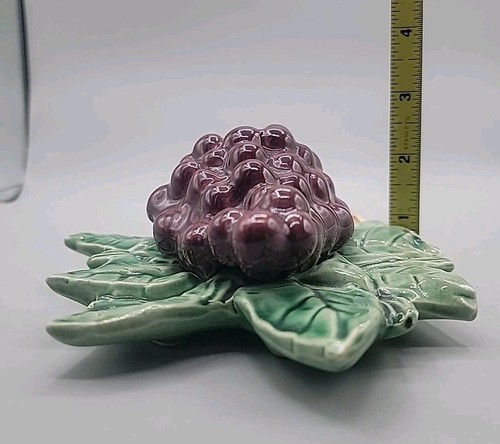 Vintage 1950s McCoy Wall Hang Wall Pocket Grapes Original - Picture 6 of 10
