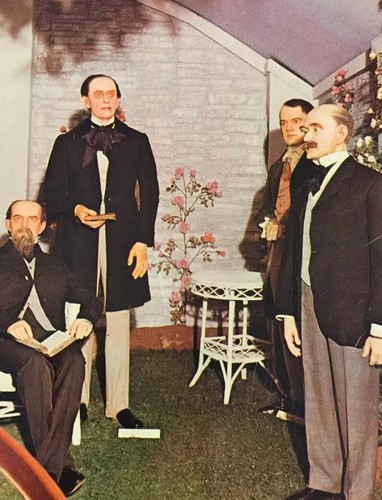 Postcard, Wax Museum Charles Dickens, Hans Christian Anderson Vintage P06