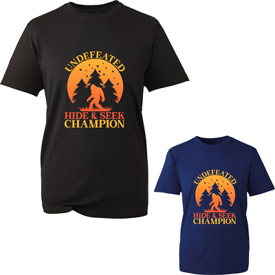 Halloween Bigfoot Undefeated Hide & Seek Champion T-Shirt Wandern Camping T-Shirt Top
