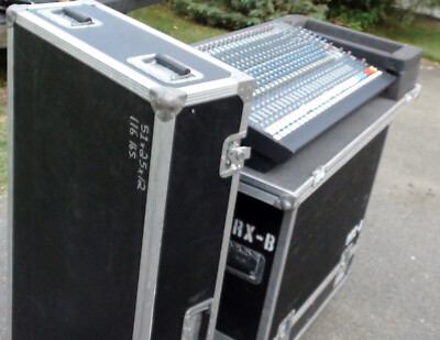 Soundcraft　K1 24CH サウンドクラフト ミキサー ハードケース Soundcraft K1 24CH サウンドクラフト ミキサー ハードケース