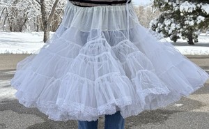 Vtg Sam's full 3 layered White Swing Petticoat Lace square dance M-XL USA -read