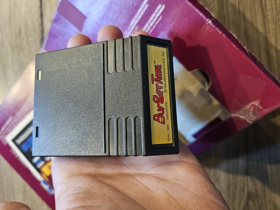 BurgerTime (Intellivision, 1983) COMPLETE CIB - Image 3 of 4