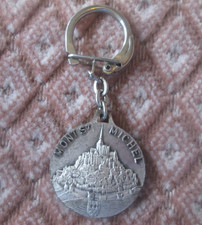 key fob MONT ST MICHEL  SAINT MICHEL metal key fob or collectible
