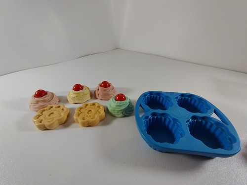 Fisher Price Diversión con comida cupcakes hornear comida simulada juego incompleto 1987 glaseado - Imagen 2 de 5