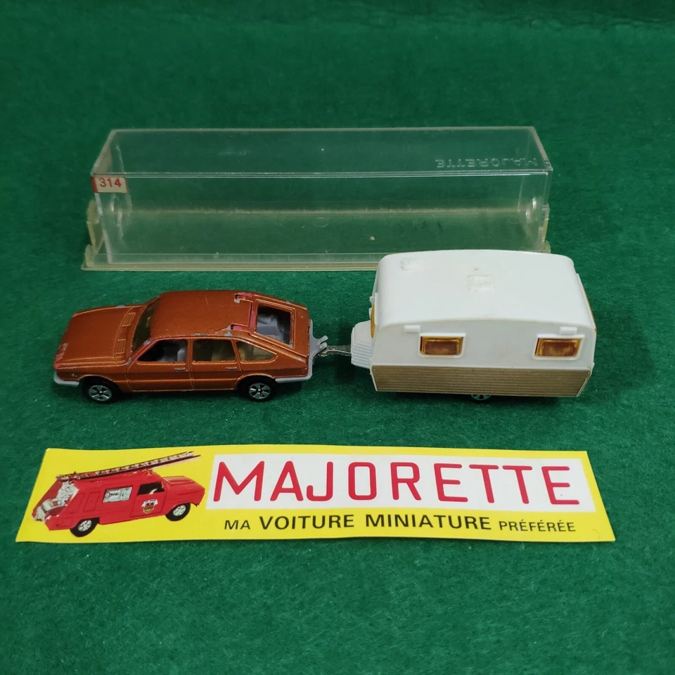 MAJORETTE VINTAGE MADE IN FRANCE SIMCA 1308 + ROULOTTE STERCKEMAN LOVELY 315 BOX - Immagine 3 di 4