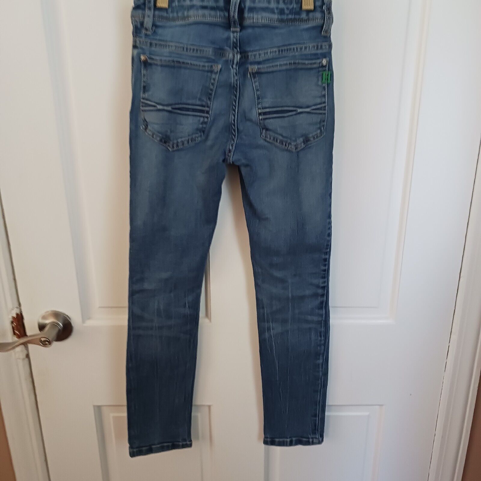 Picture 3 of 15