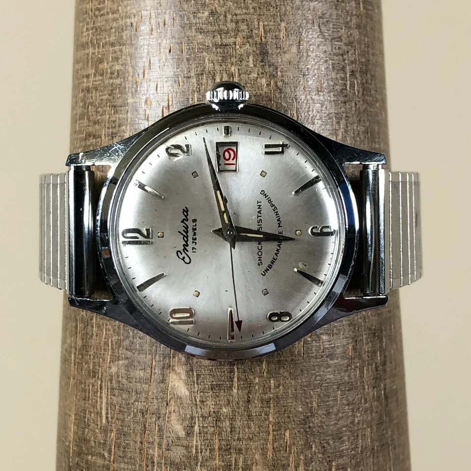 Reloj de cuerda mecánico de expansión de 33 mm fecha 20055 vintage Endura para hombre 6 1/2" Foto 2 de 4