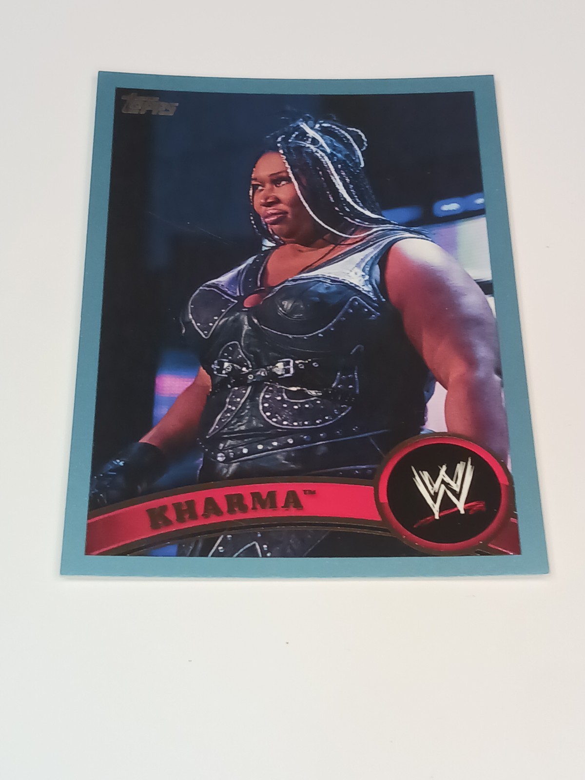 2011 Topps WWE Blue /2011 Kharma #15 Rookie RC Kong Parallel Border Insert SP