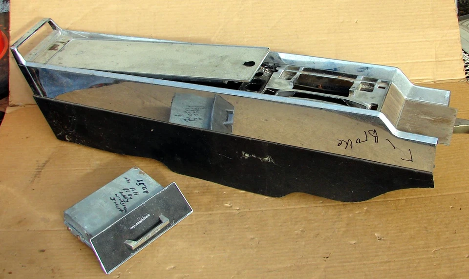 Детали консоли 1965 1966 Pontiac Bonneville Catalina Grand Prix A/T - Изображение 2 из 4