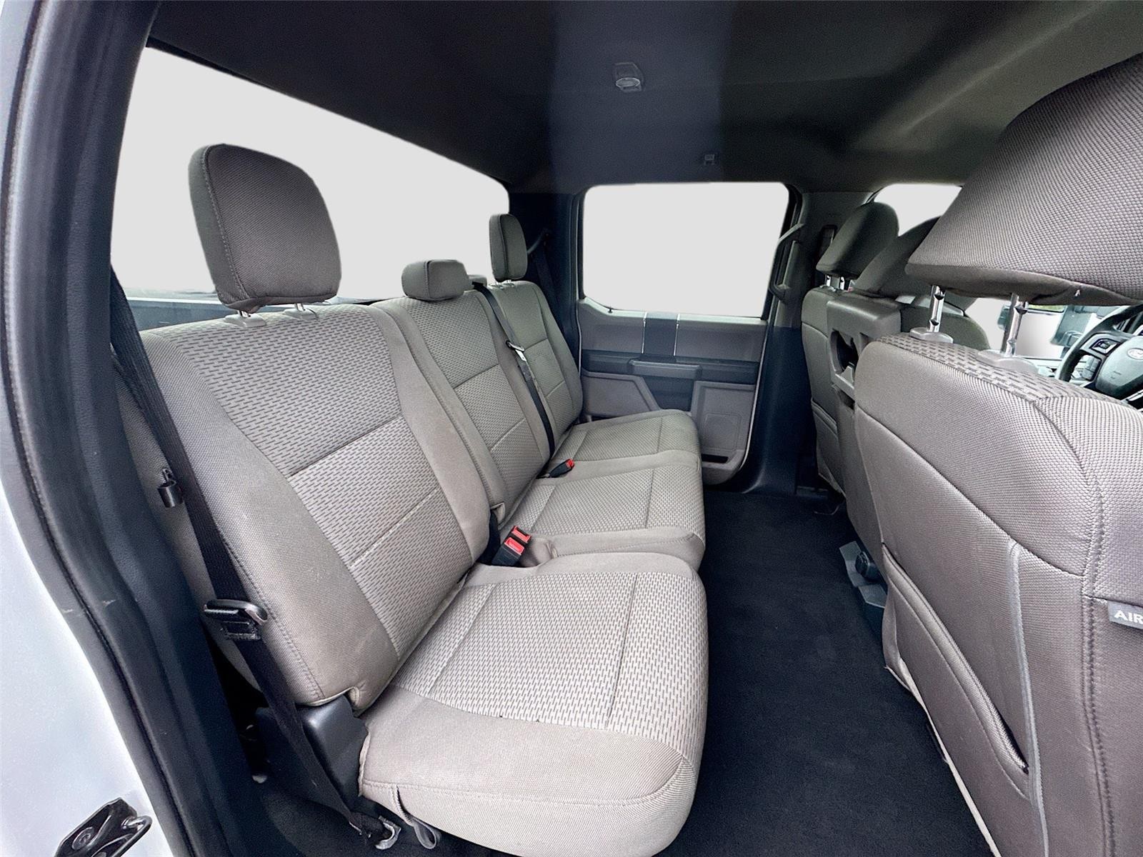 2022 Ford Super Duty F-350 DRW XLT thumbnail 25