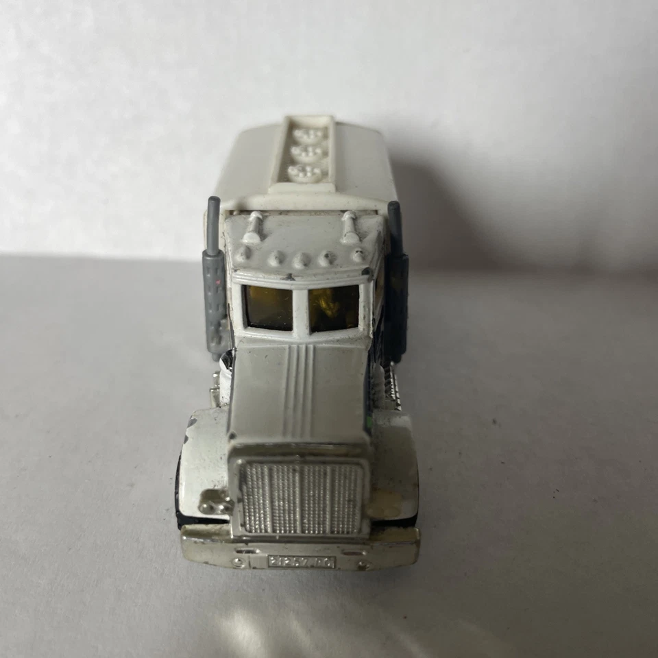 Vintage 1981 Matchbox Peterbilt Wisconsin Toy Truck ~ Eagle River Dairy Farm - Image 2 of 4