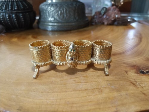 Porta rossetto vanity vintage anni 60 tono oro con tizio inquietante, gnomo - Foto 5 di 5