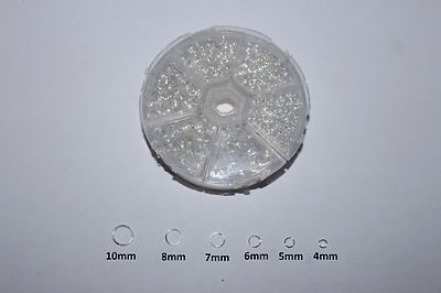 Schachtel mit ca. 1500 Verbindungsringen von 10, 8, 7, 6, 5, 4 mm für Schmuck