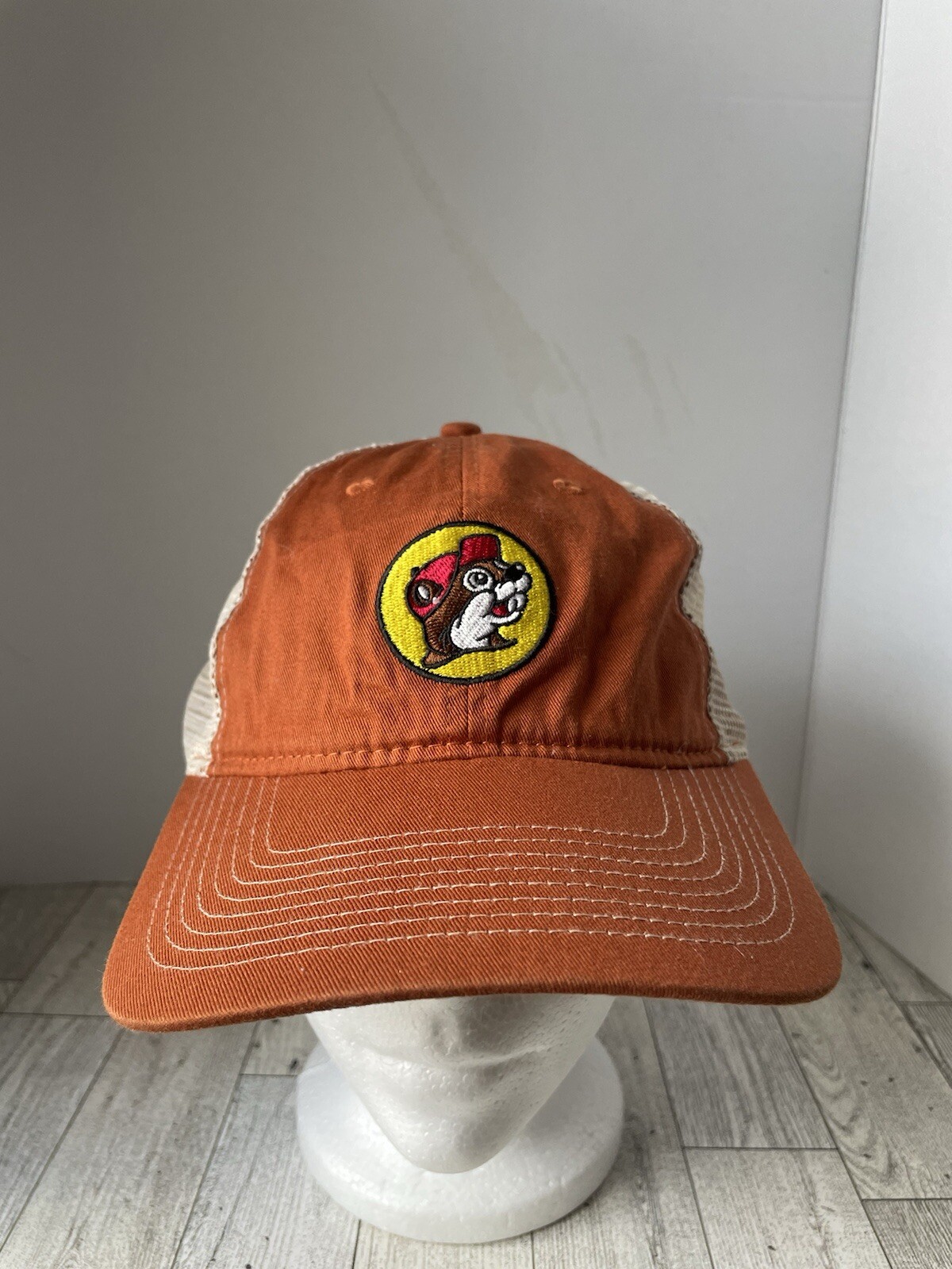 Buc-ees Mesh Back Snapbback Adjustable Trucker's … - image 1