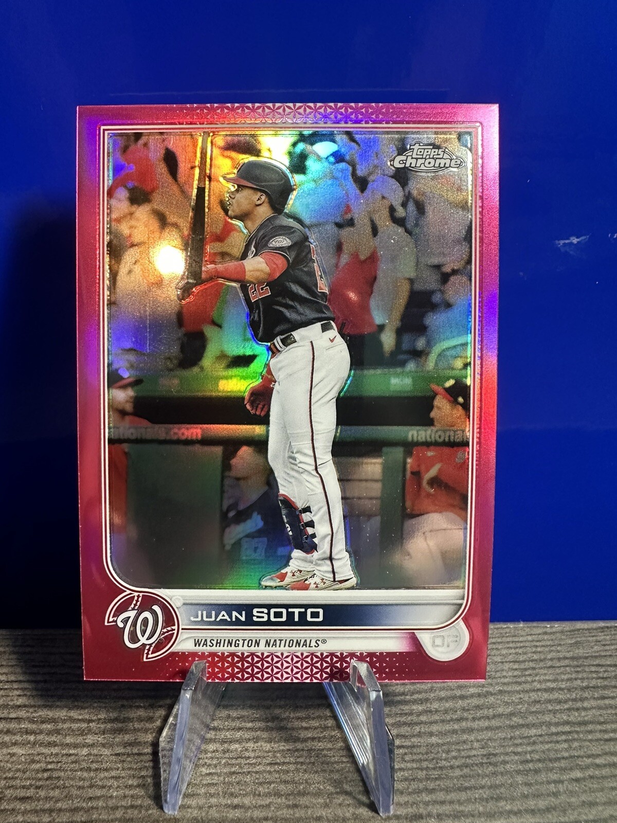 Juan Soto 2022 Topps Chrome Magenta Refractor /399 #129