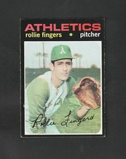 1971 Topps Rollie Fingers #384 ~  Tough ~  Nice Card